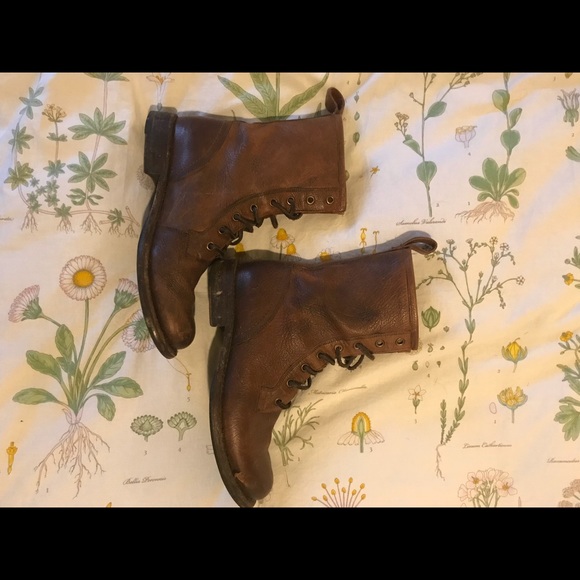 Frye Veronica combat boots. Size 8.5. - Picture 2 of 8